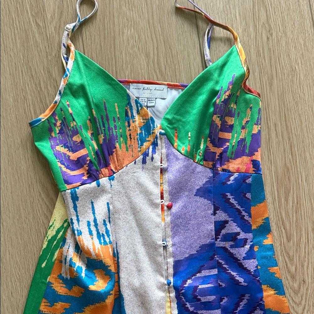 Colorful Maxi Dress with Strappy Design - Picture 4 of 5